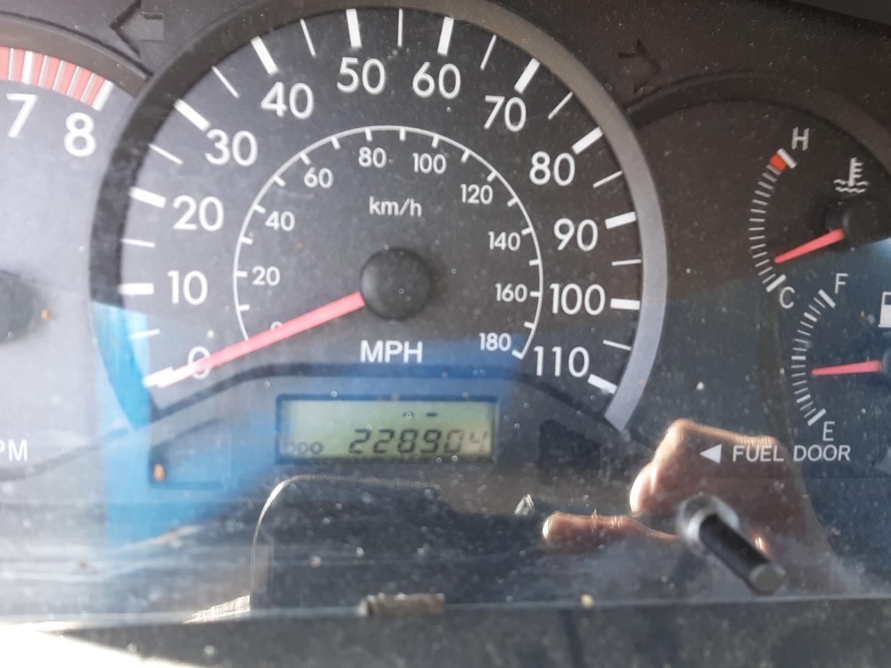 Photo 8 from auction – 2006 TOYOTA COROLLA CE with VIN 2T1BR32E96C674042