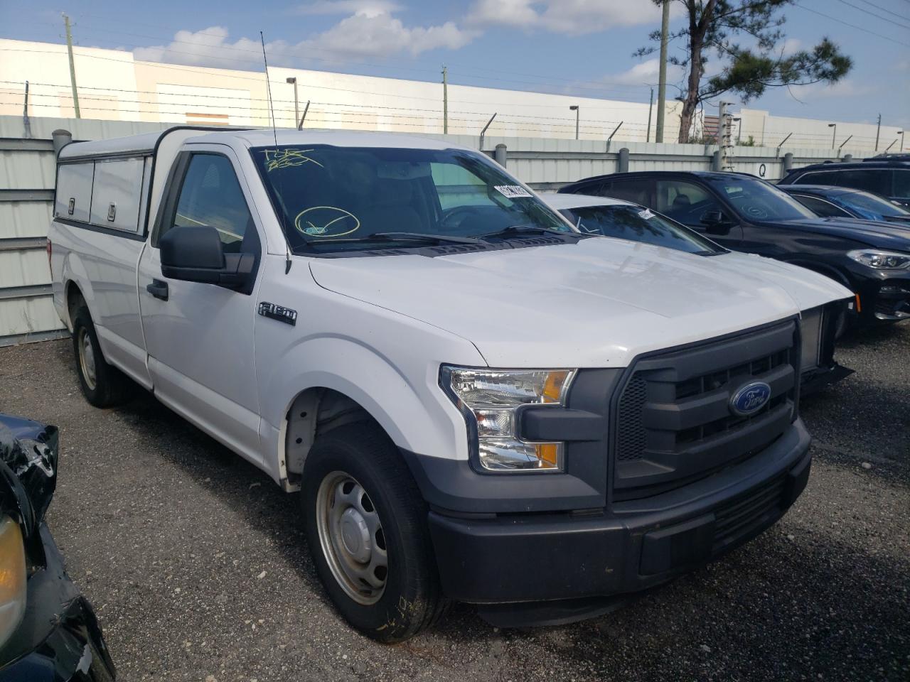 FORD F150 2015 with VIN 1FTMF1C89FKE52260 - Photo from auction