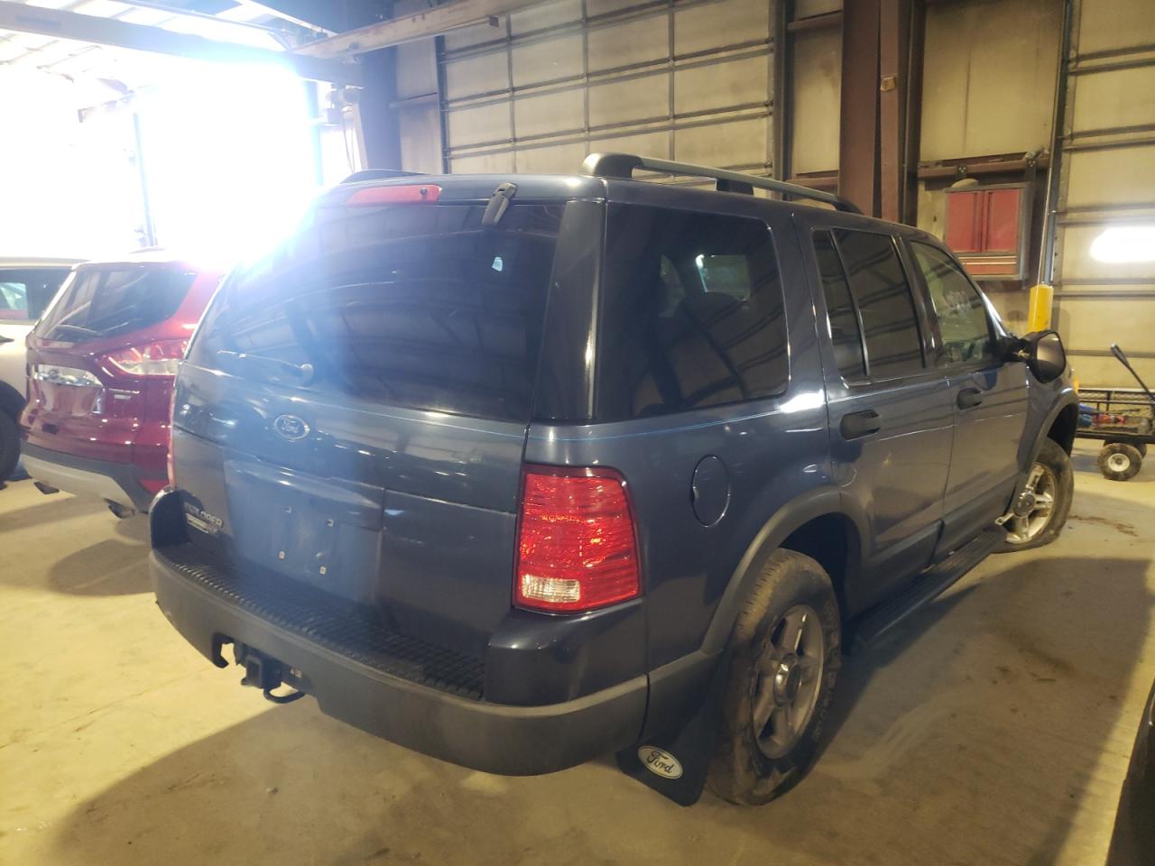 Photo 4 from auction – 2003 FORD EXPLORER X with VIN 1FMZU73K93ZA78063