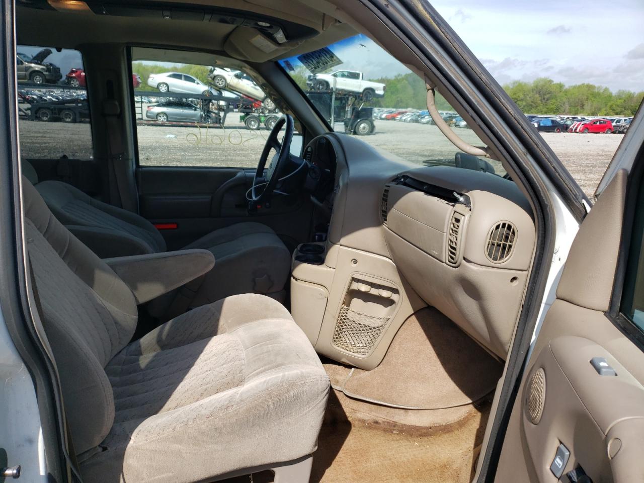 Zdjęcie 5 z aukcji – 2004 CHEVROLET ASTRO z VIN 1GNDM19X04B109717