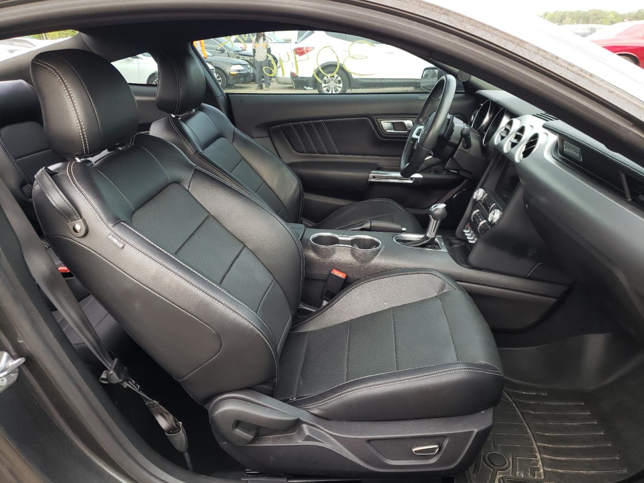 Photo 5 from auction – 2019 FORD MUSTANG with VIN 1FA6P8TH0K5178086