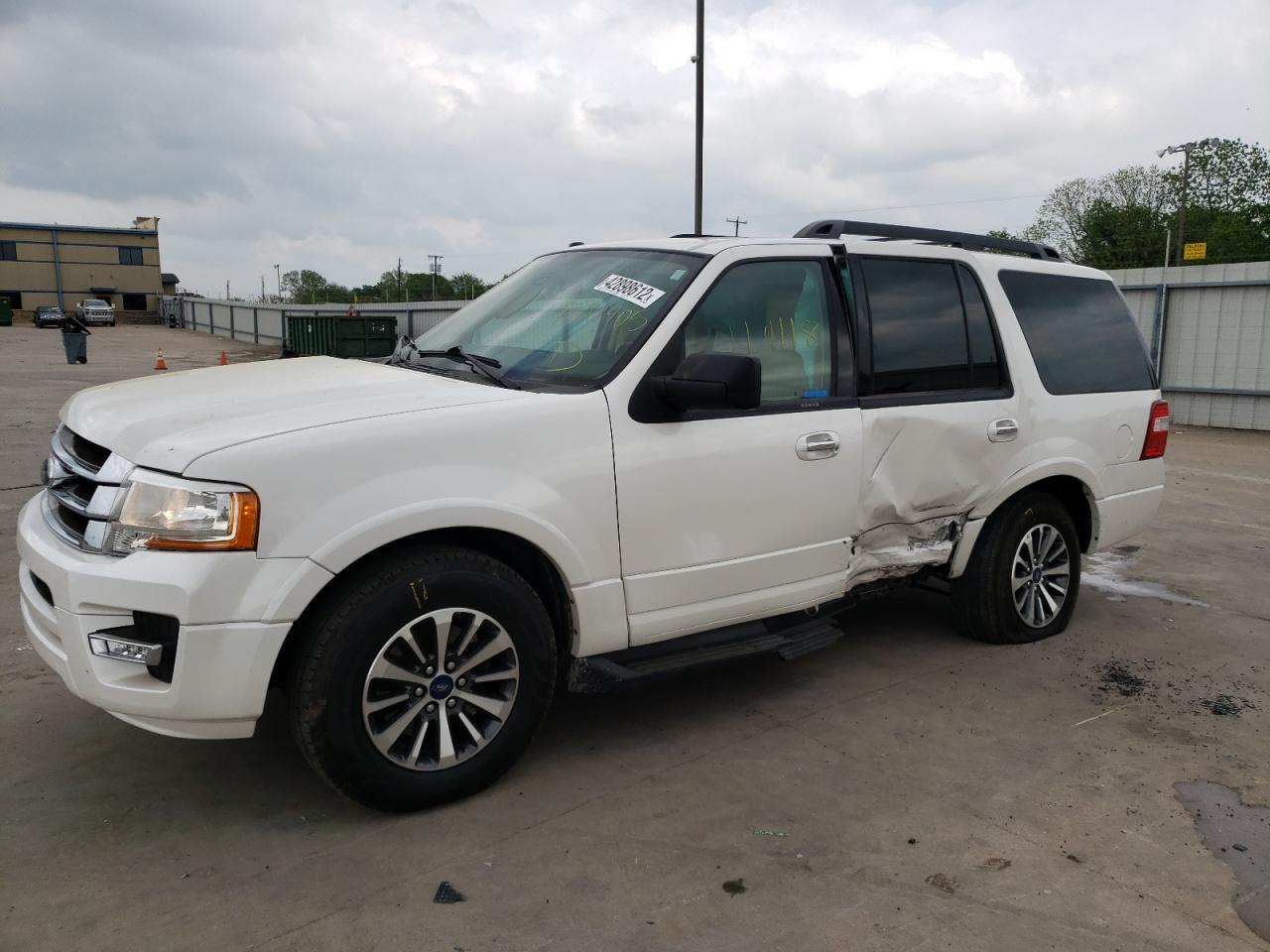 Photo 9 from auction – 2015 FORD EXPEDITION with VIN 1FMJU1HT2FEF47405