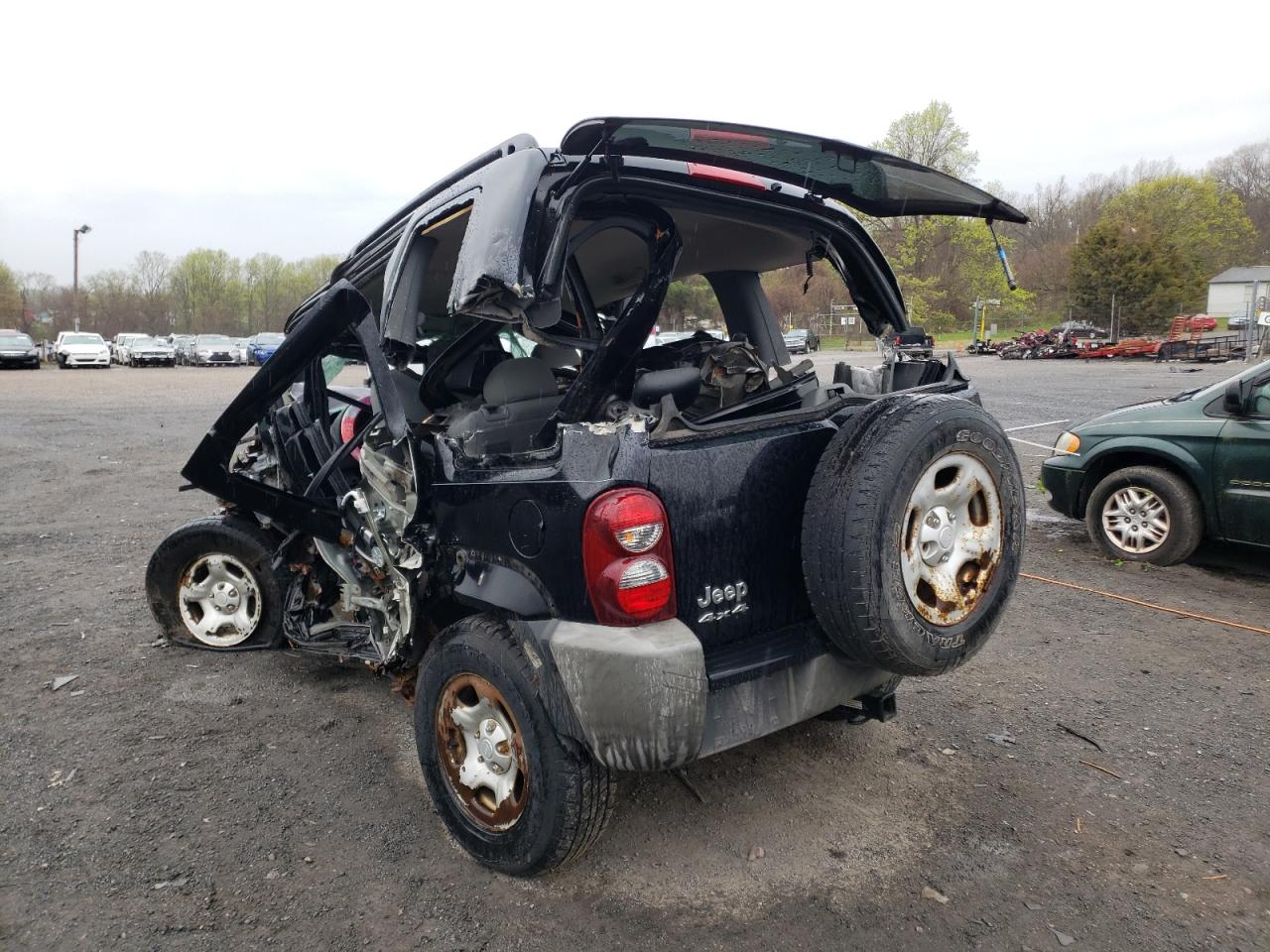 Photo 13 from auction – 2007 JEEP LIBERTY SP with VIN 1J4GL48K27W573258