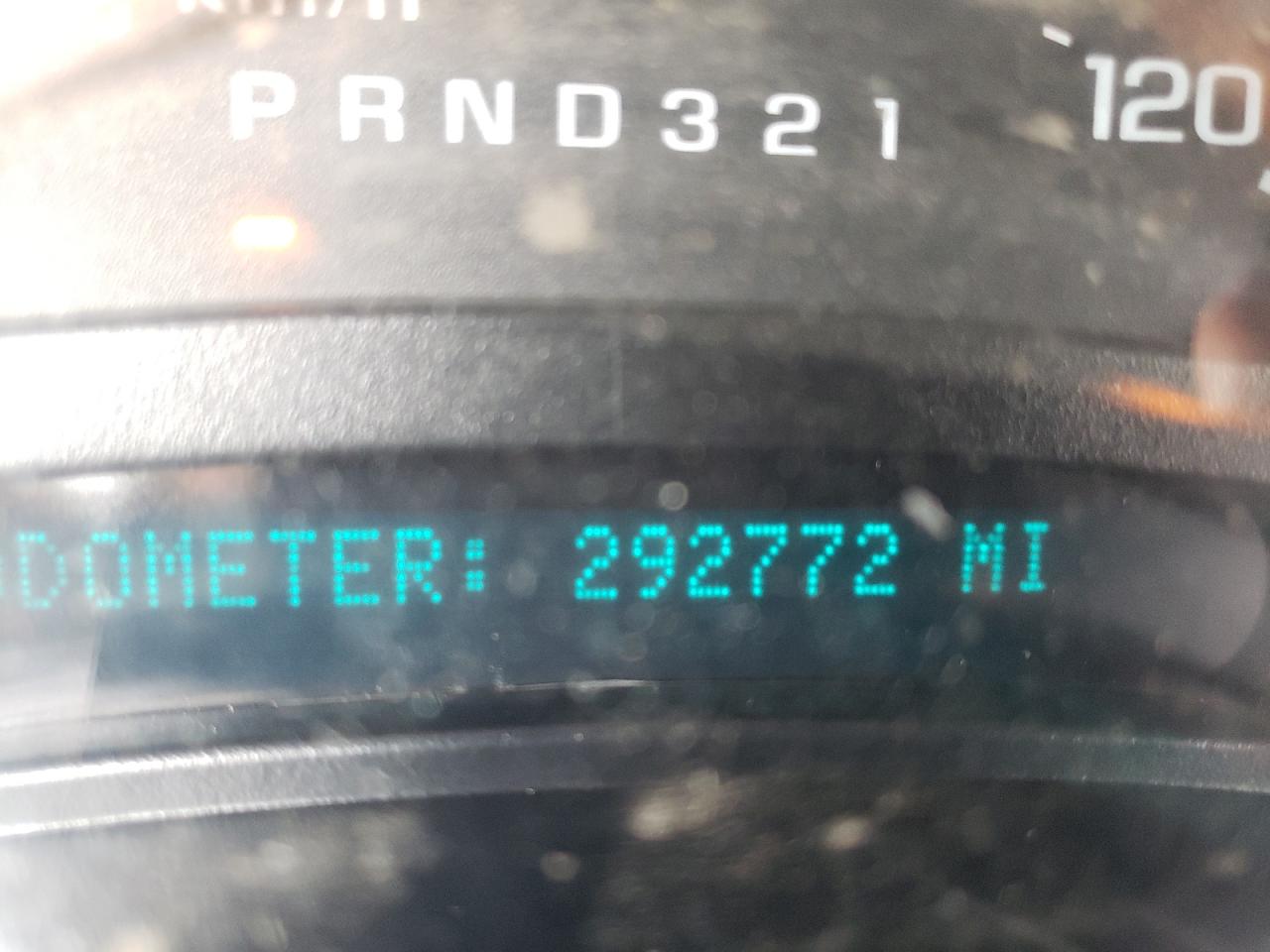 Photo 8 from auction – 2006 CHEVROLET SILVERADO with VIN 1GCEC14V36Z135146
