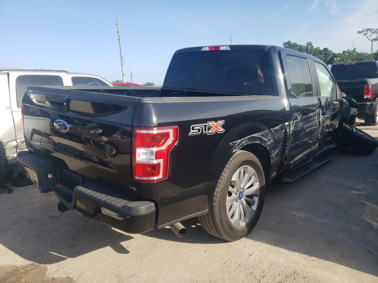 Photo 4 from auction – 2018 FORD F150 SUPER with VIN 1FTEW1C56JFB81055