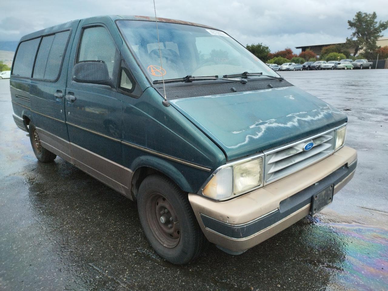 FORD AEROSTAR 1992 with VIN 1FMDA31X3NZB69035 - Photo from auction