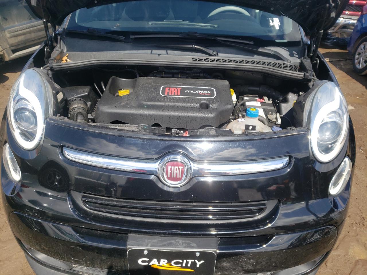 Photo 7 from auction – 2014 FIAT 500L EASY with VIN ZFBCFABH0EZ028682
