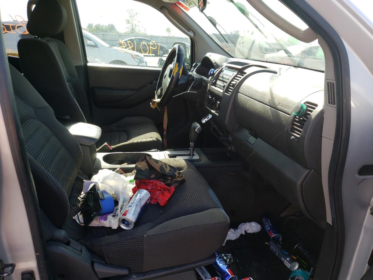 Photo 5 from auction – 2006 NISSAN FRONTIER C with VIN 1N6AD07W66C407828