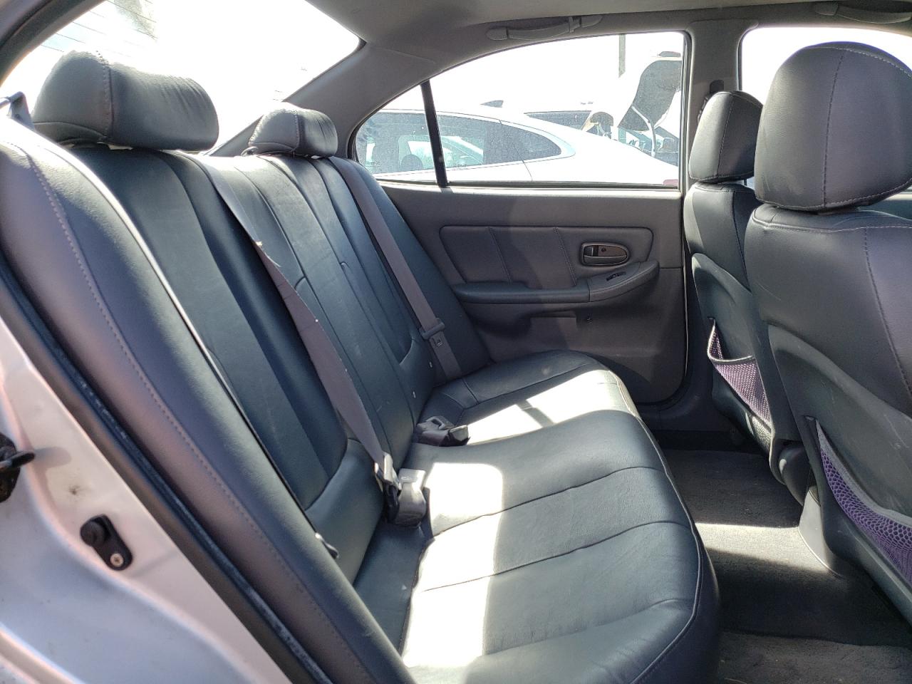 Photo 6 from auction – 2003 HYUNDAI ELANTRA GL with VIN KMHDN45D33U659785