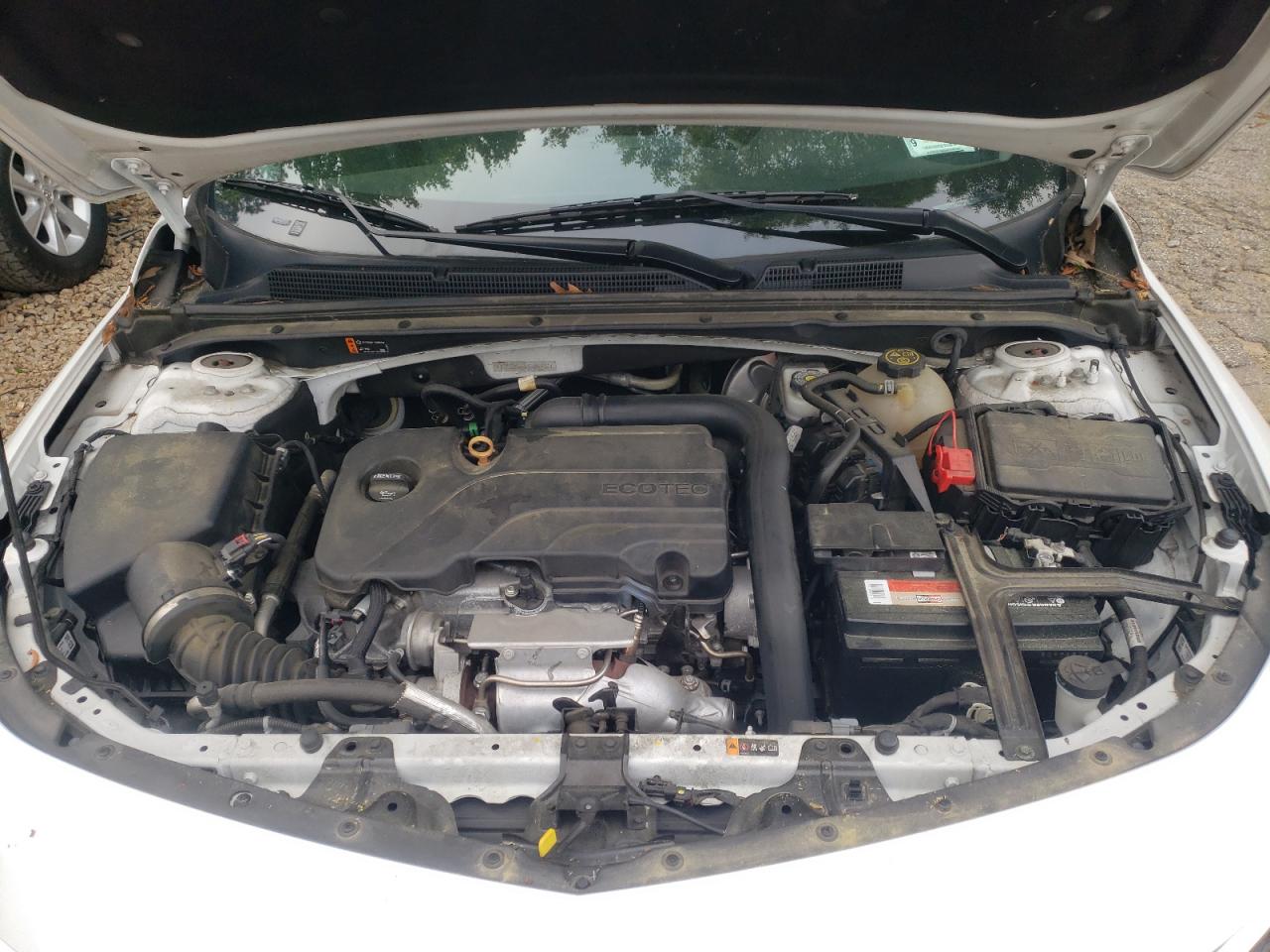 Photo 7 from auction – 2019 CHEVROLET MALIBU LT with VIN 1G1ZD5ST3KF167431