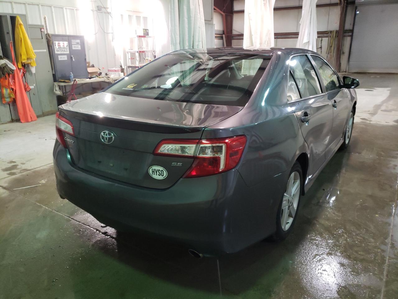 Photo 4 from auction – 2014 TOYOTA CAMRY L with VIN 4T1BF1FKXEU403260