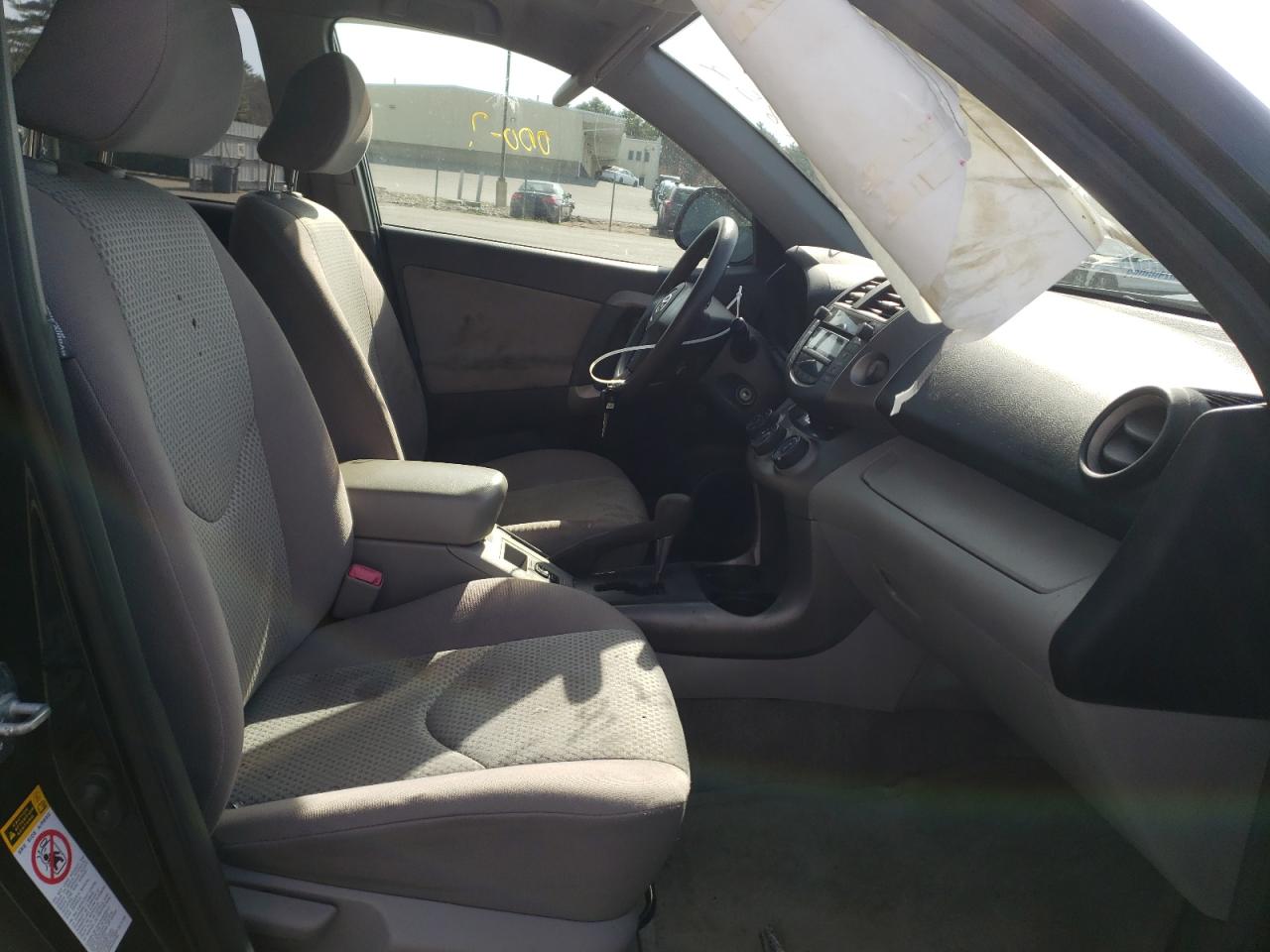 Photo 5 from auction – 2007 TOYOTA RAV4 with VIN JTMBD33V876043241