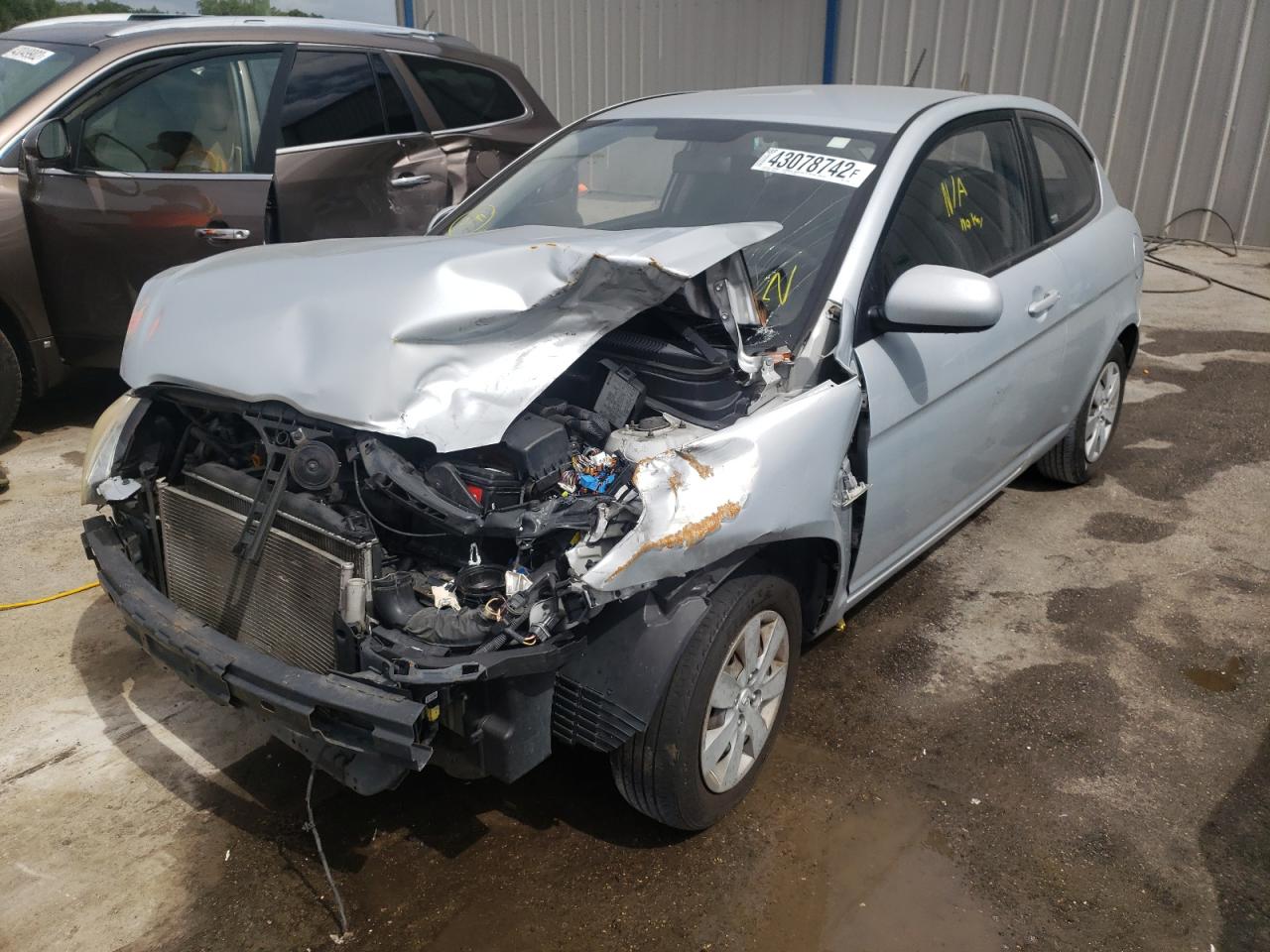 Photo 2 from auction – 2010 HYUNDAI ACCENT BLU with VIN KMHCM3AC5AU172199