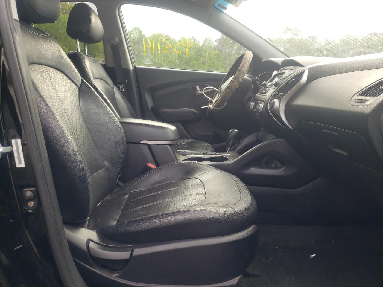 Photo 5 from auction – 2012 HYUNDAI TUCSON GLS with VIN KM8JU3AC8CU448076