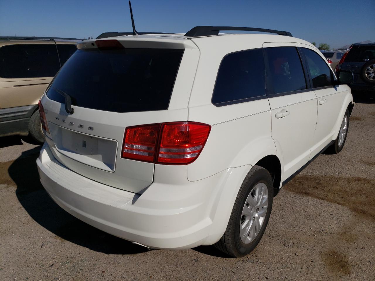Photo 4 from auction – 2018 DODGE JOURNEY SE with VIN 3C4PDCAB6JT533169