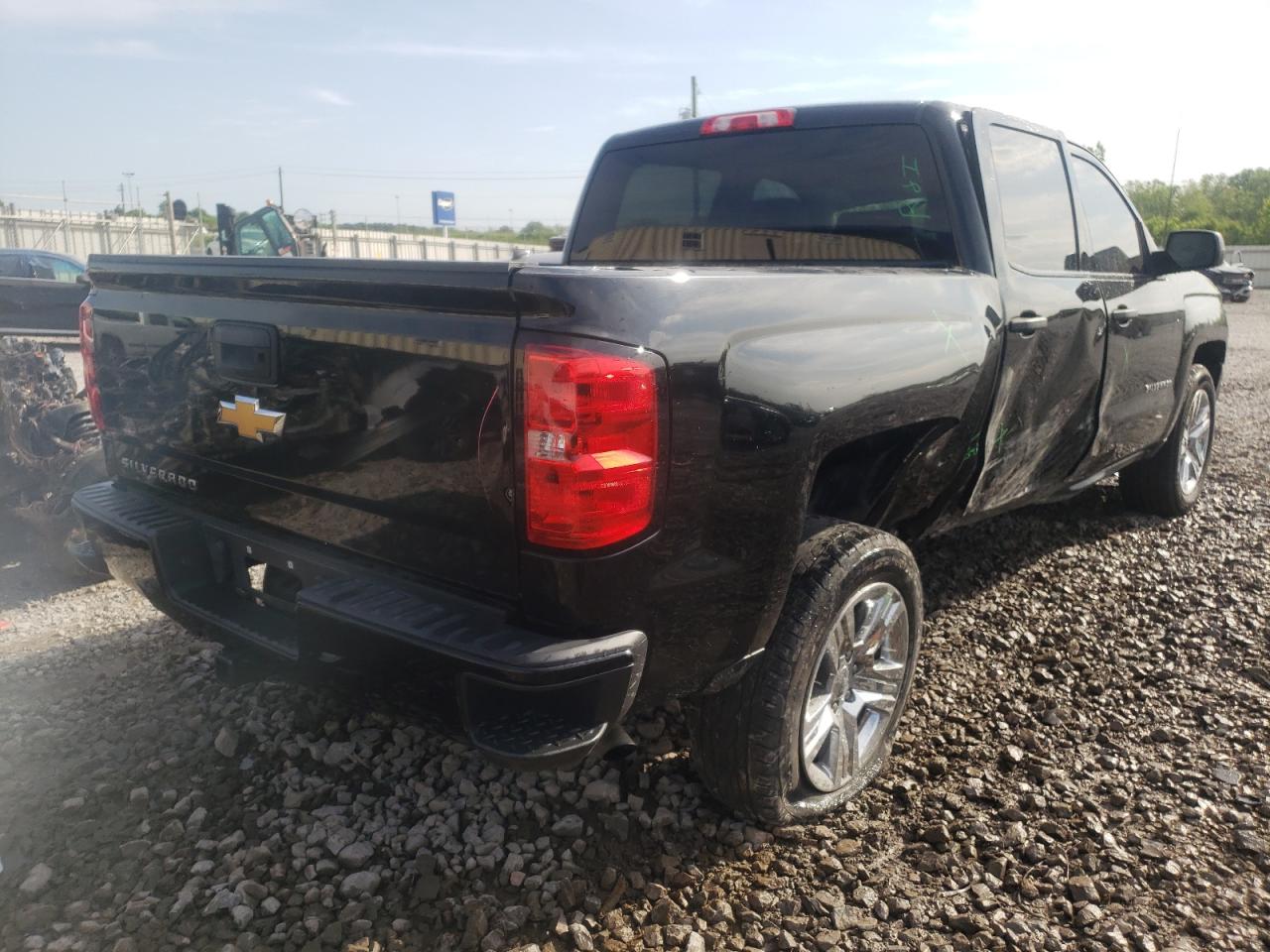 Photo 4 from auction – 2018 CHEVROLET SILVERADO with VIN 3GCPCPEC0JG572734