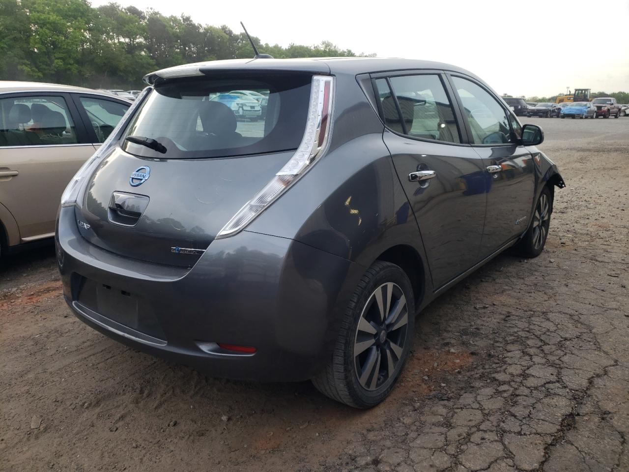 Photo 4 from auction – 2015 NISSAN LEAF S with VIN 1N4AZ0CP2FC322204