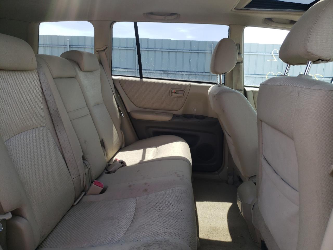 Photo 6 from auction – 2007 TOYOTA HIGHLANDER with VIN JTEHP21A470208907