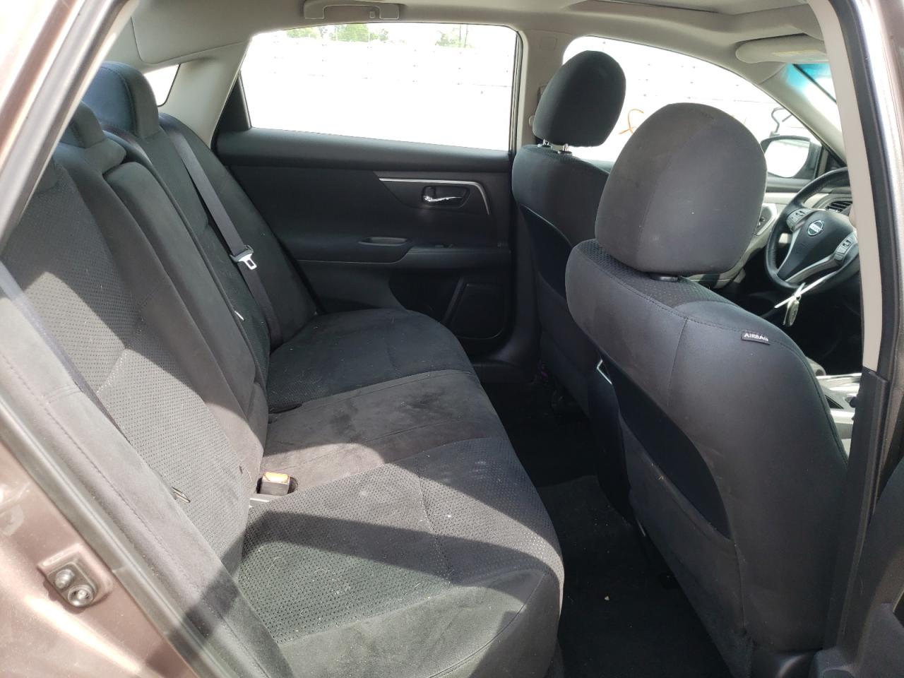 Photo 6 from auction – 2015 NISSAN ALTIMA 2.5 with VIN 1N4AL3APXFC151112