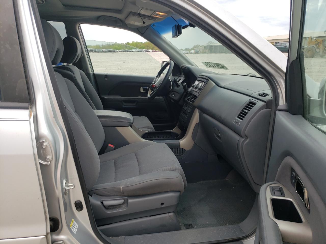 Photo 5 from auction – 2008 HONDA PILOT SE with VIN 5FNYF28378B020027