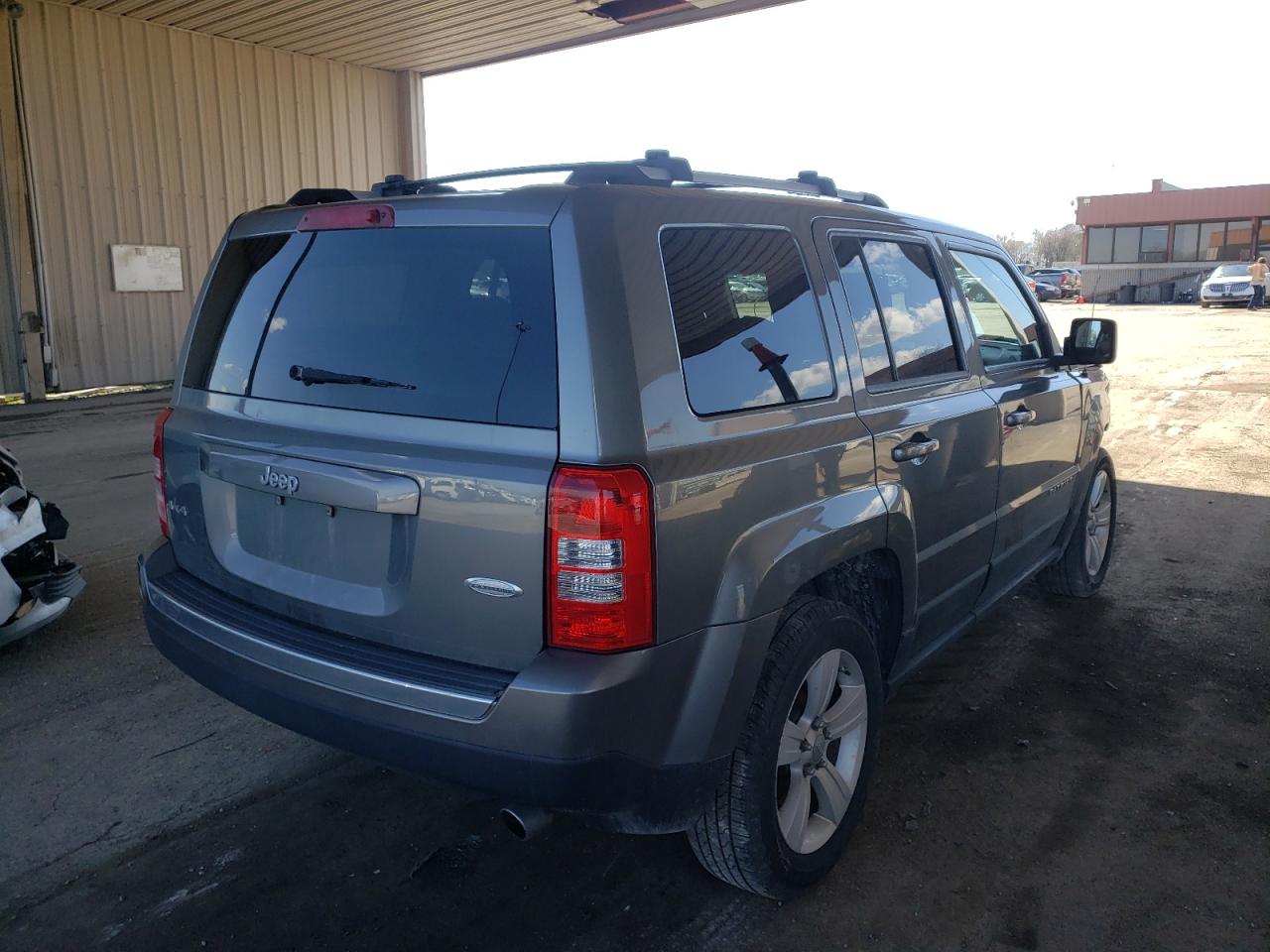 Photo 4 from auction – 2011 JEEP PATRIOT LA with VIN 1J4NF4GB2BD230082