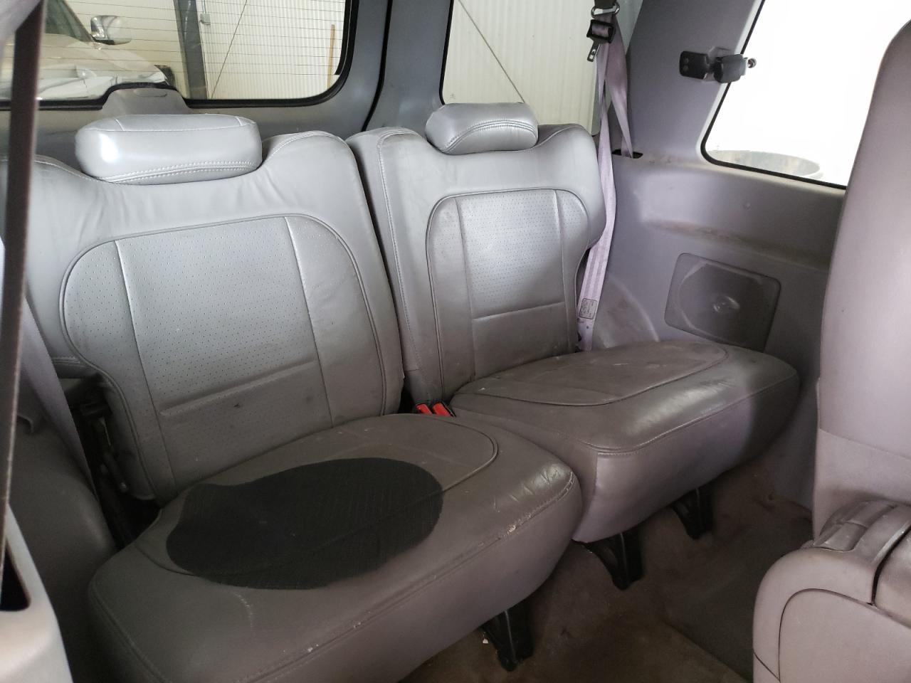 Photo 6 from auction – 1998 FORD EXPLORER with VIN 1FMYU24E0WUA48426