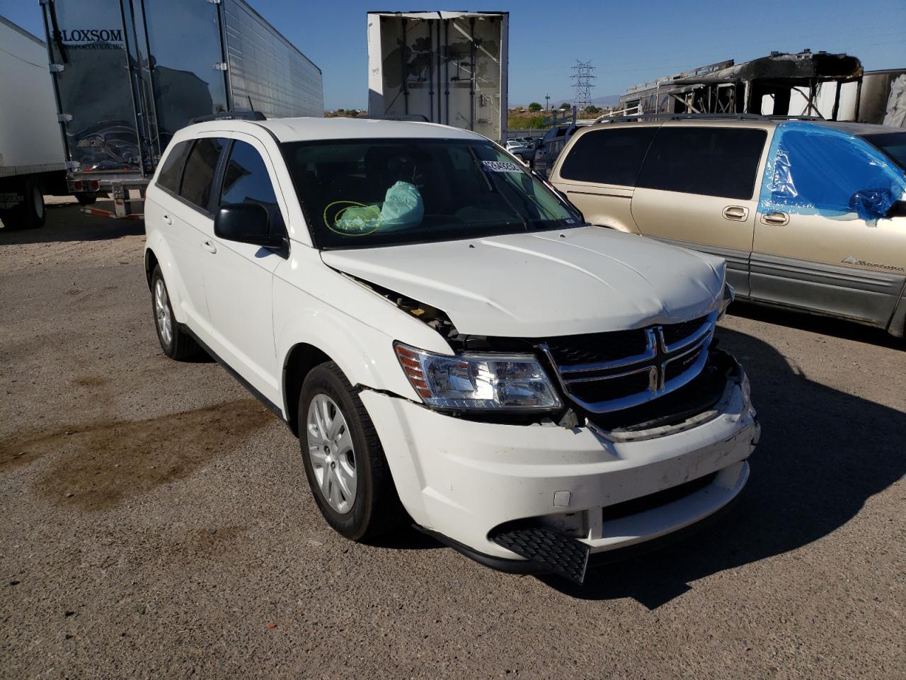 DODGE JOURNEY SE 2018 with VIN 3C4PDCAB6JT533169 - Photo from auction
