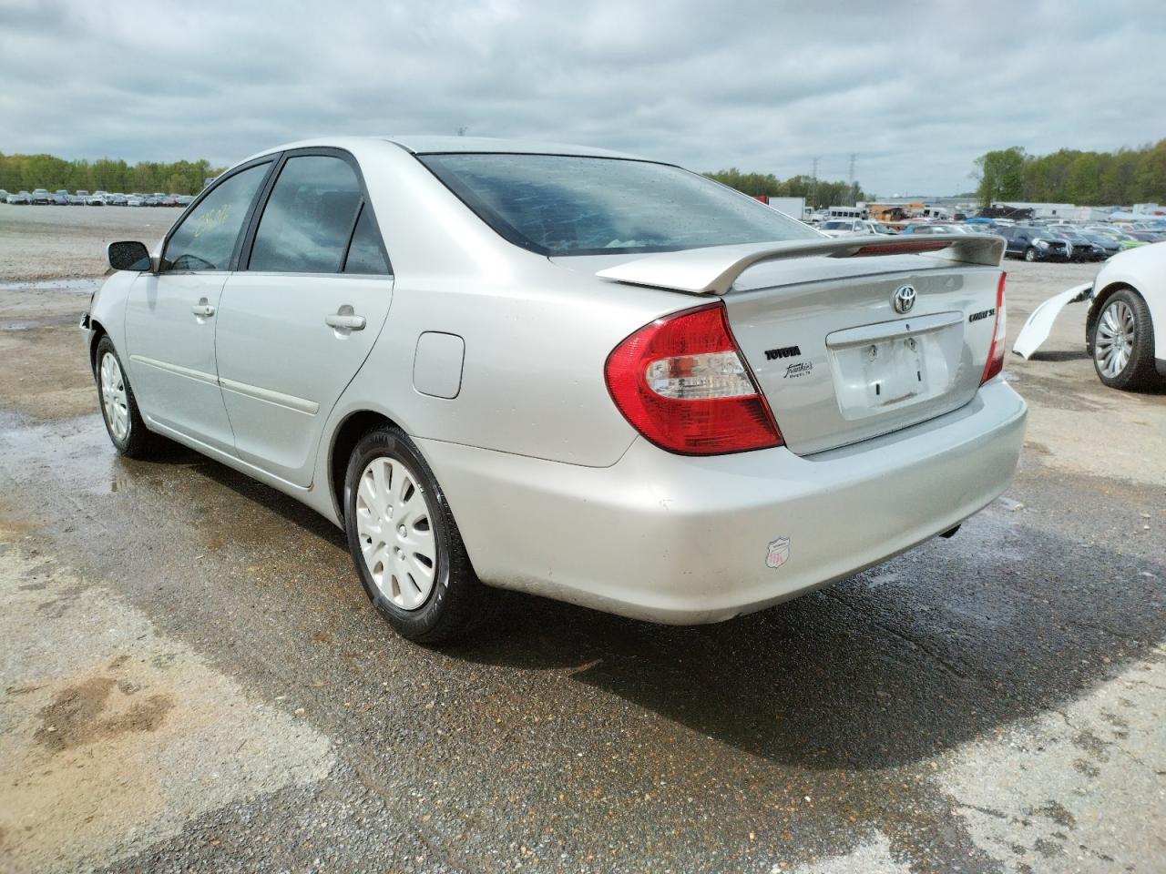Photo 3 from auction – 2002 TOYOTA CAMRY LE with VIN 4T1BE32KX2U640976