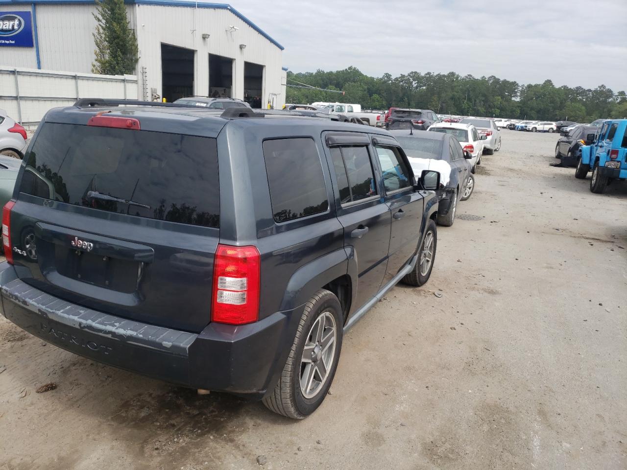 Photo 4 from auction – 2008 JEEP PATRIOT SP with VIN 1J8FF28W28D710401
