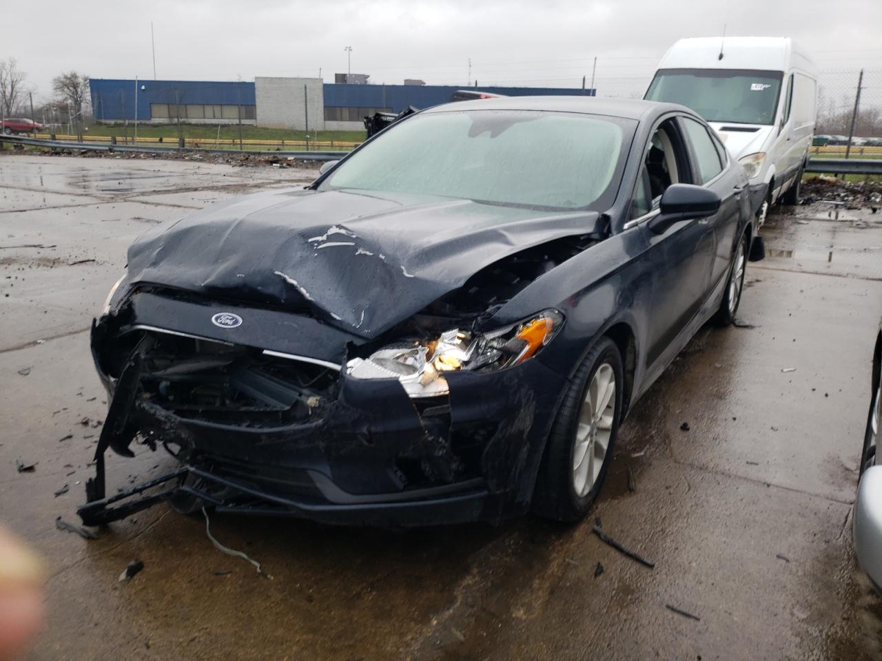 Photo 2 from auction – 2020 FORD FUSION SE with VIN 3FA6P0HDXLR222729