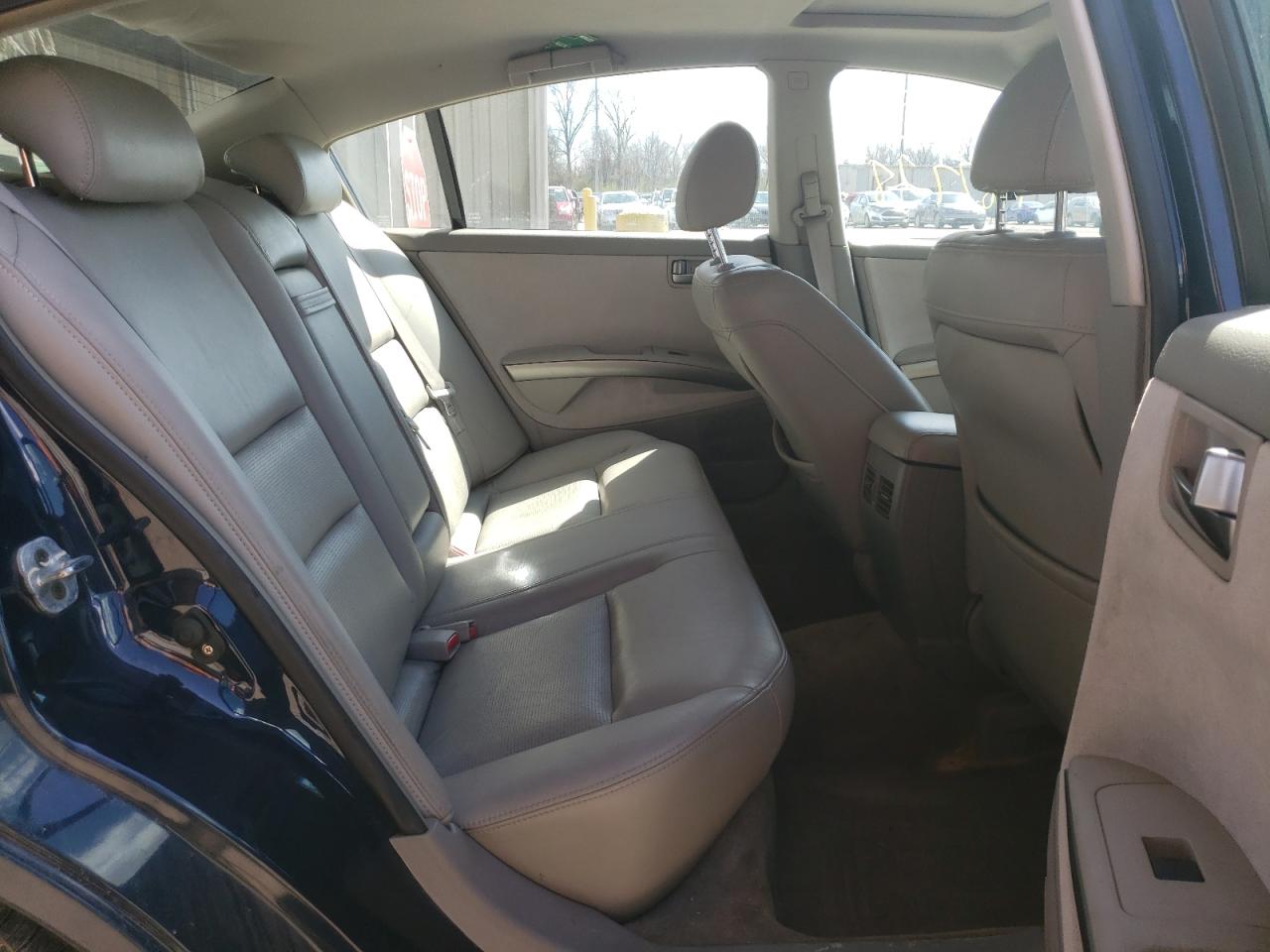 Photo 6 from auction – 2004 NISSAN MAXIMA SE with VIN 1N4BA41E34C903924