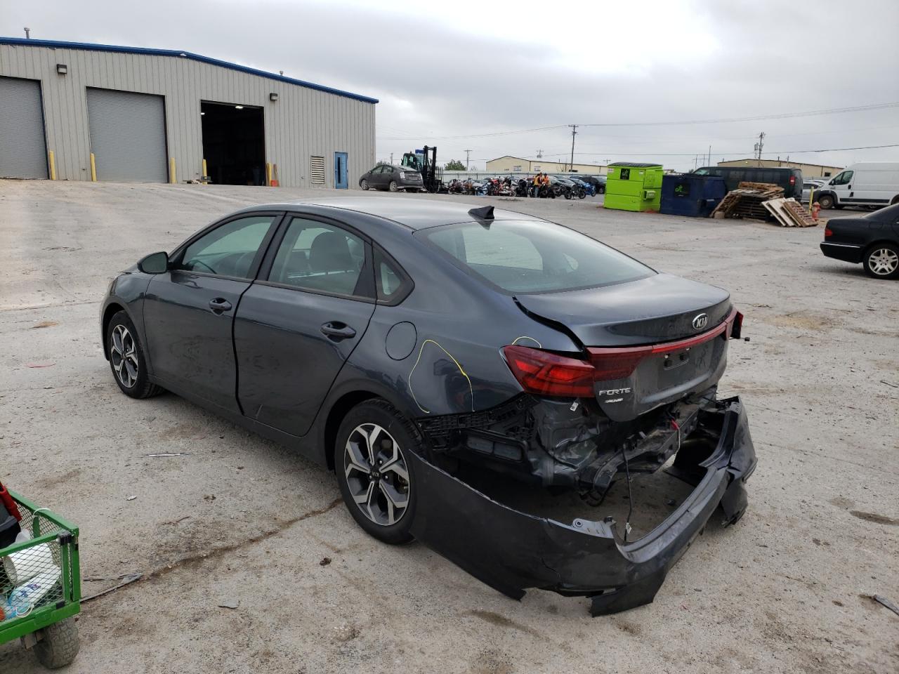 Photo 3 from auction – 2020 KIA FORTE FE with VIN 3KPF24AD9LE260423