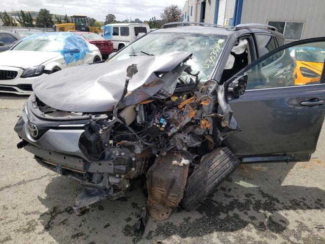 Photo 2 from auction – 2017 TOYOTA RAV4 XLE with VIN JTMRFREV1HJ105098