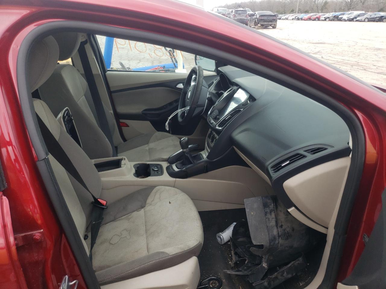 Photo 5 from auction – 2013 FORD FOCUS SE with VIN 1FADP3F21DL324723