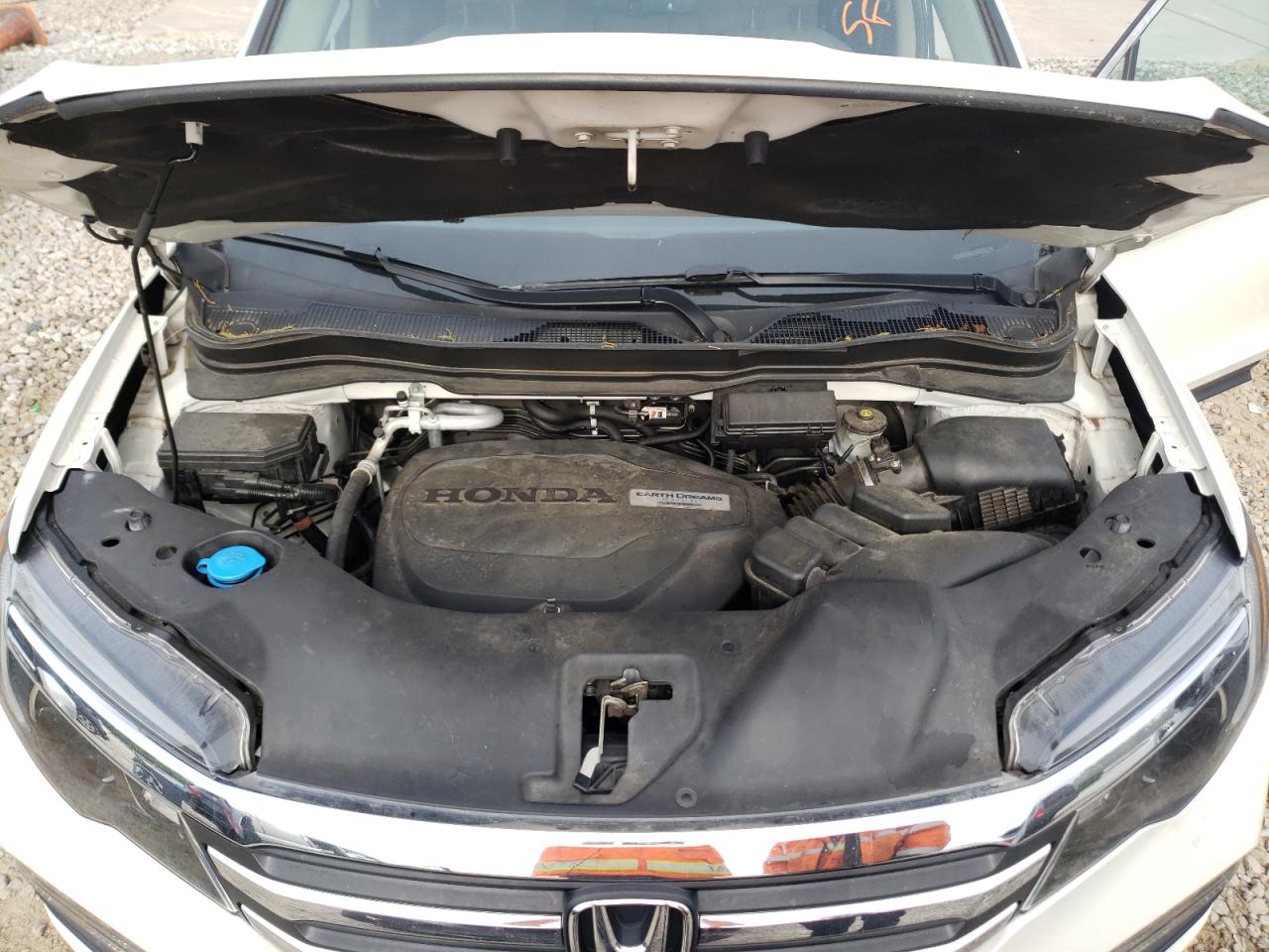 Photo 7 from auction – 2016 HONDA PILOT EXL with VIN 5FNYF5H57GB016156