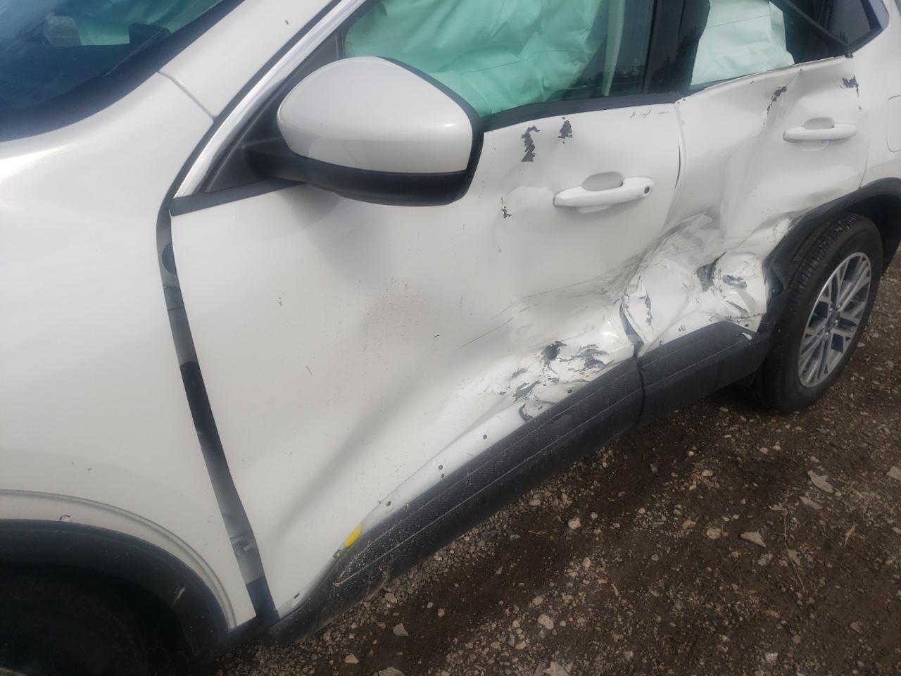 Photo 9 from auction – 2021 FORD ESCAPE SEL with VIN 1FMCU9H64MUB30646