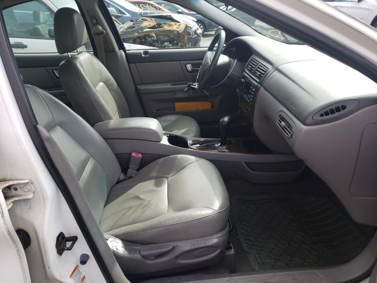 Photo 5 from auction – 2001 MERCURY SABLE LS P with VIN 1MEHM55S71G611293