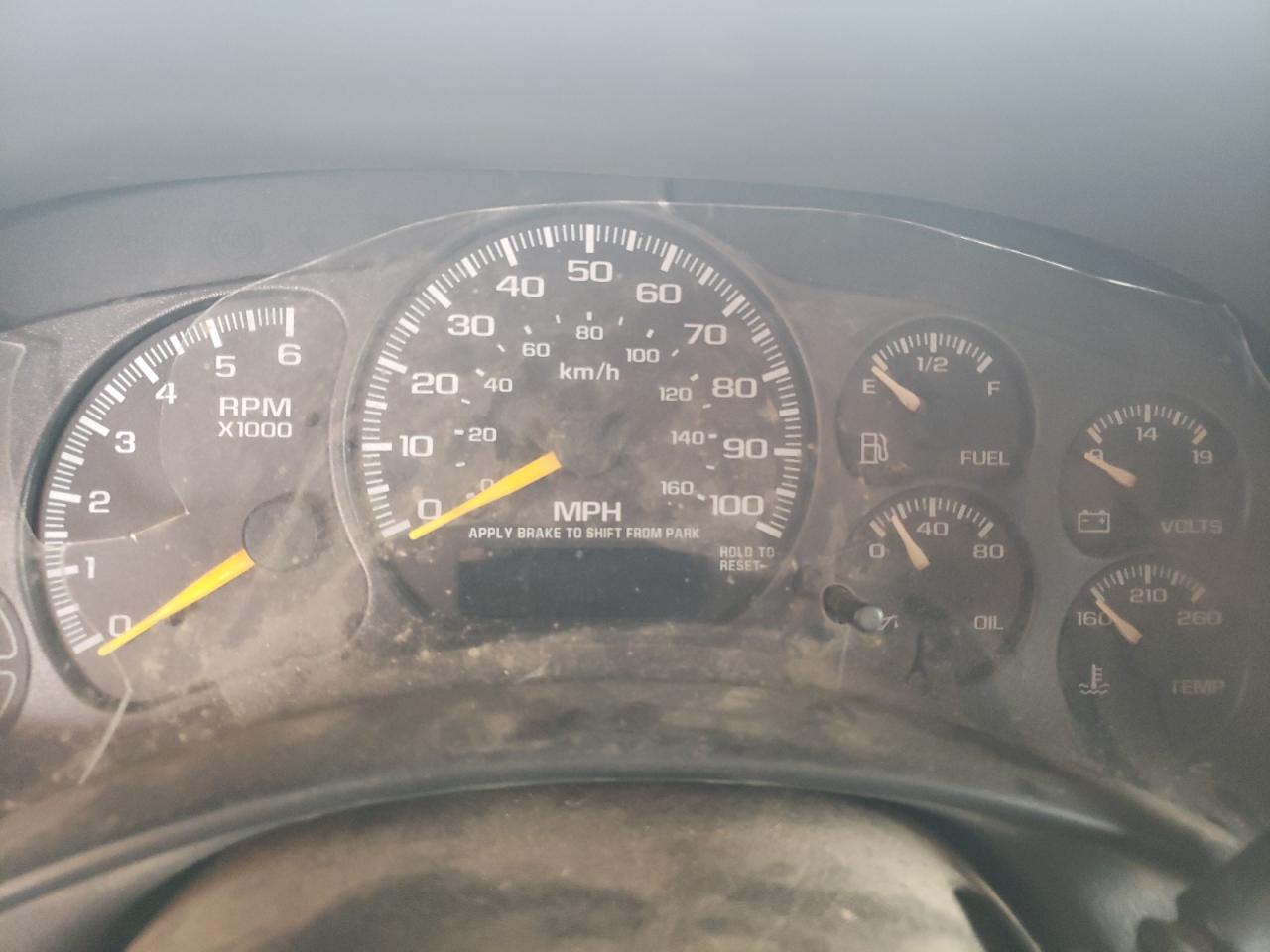 Photo 8 from auction – 2000 CHEVROLET SILVERADO with VIN 1GCEK19T8YE331295