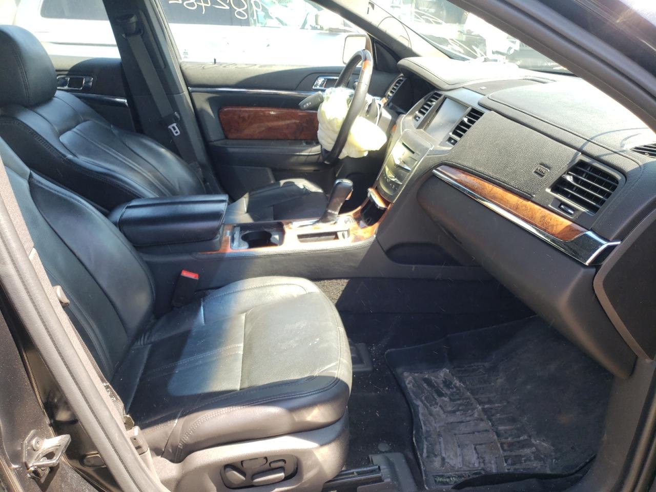 Photo 5 from auction – 2015 LINCOLN MKS with VIN 1LNHL9FT0FG607429
