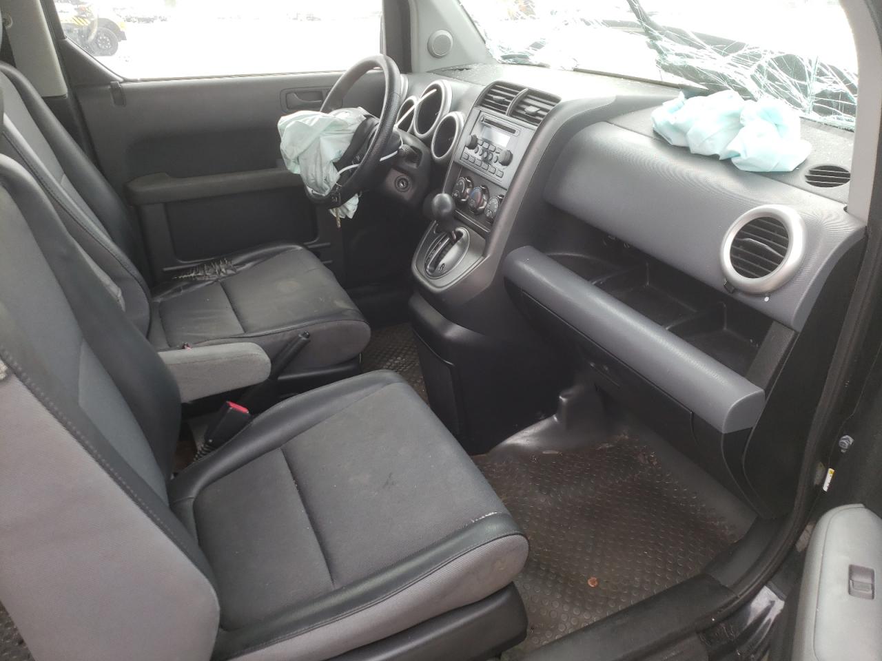 Photo 5 from auction – 2004 HONDA ELEMENT EX with VIN 5J6YH28644L026115