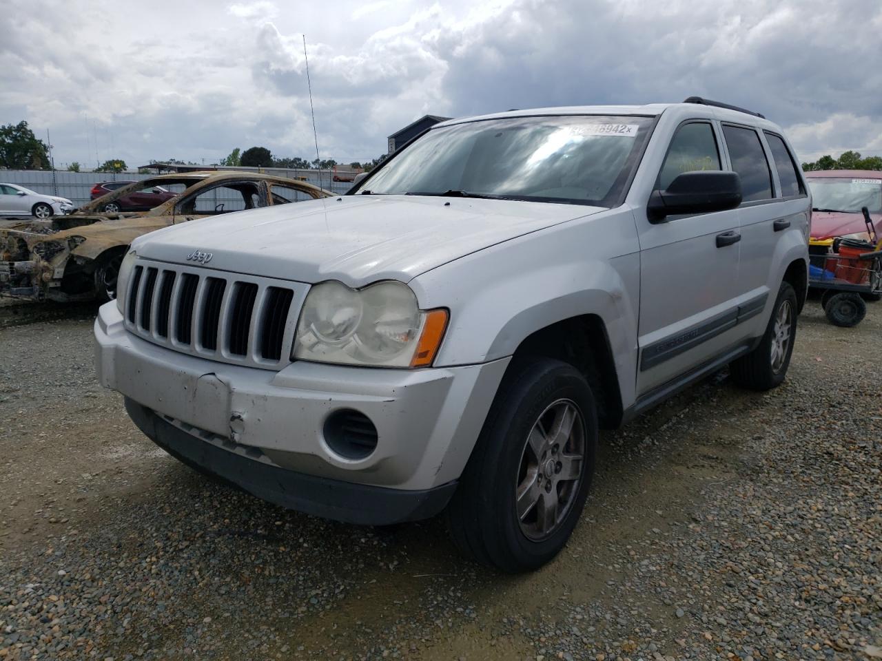 Photo 2 from auction – 2005 JEEP GRAND CHER with VIN 1J4GS48K25C671014