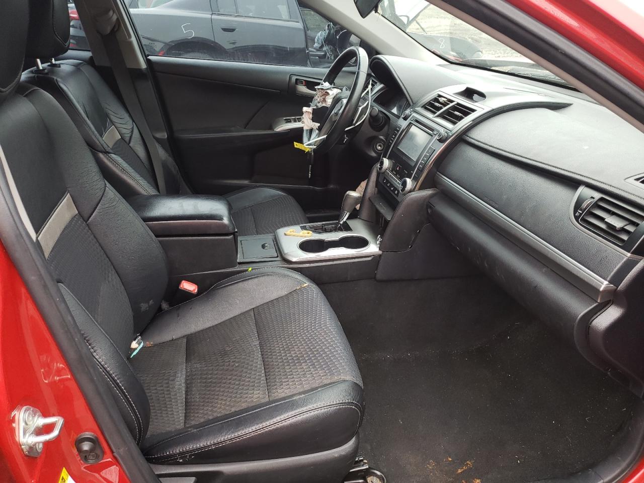 Photo 5 from auction – 2014 TOYOTA CAMRY L with VIN 4T1BF1FK9EU771932