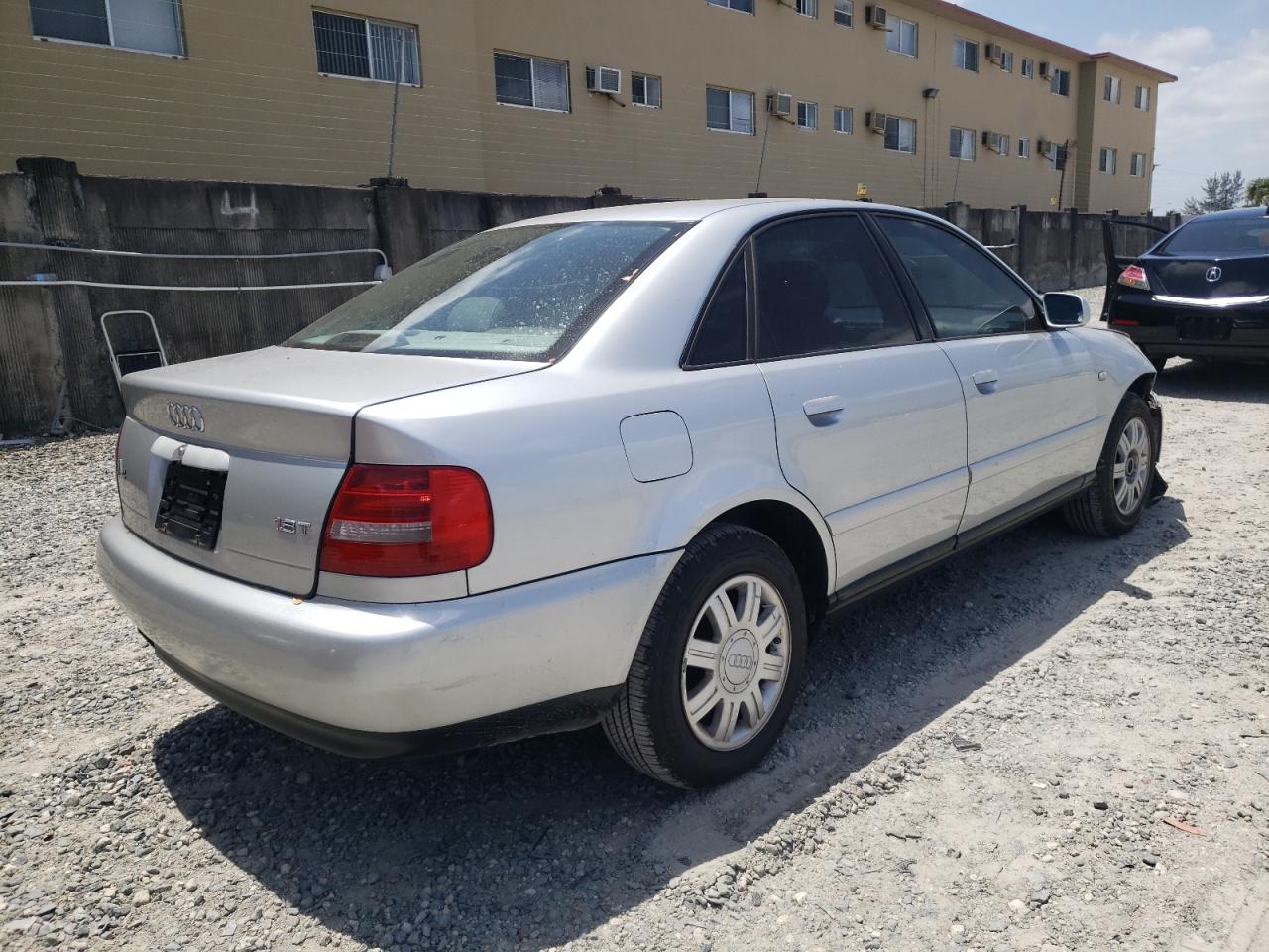 Photo 4 from auction – 2000 AUDI A4 1.8T with VIN WAUAC28D5YA076704