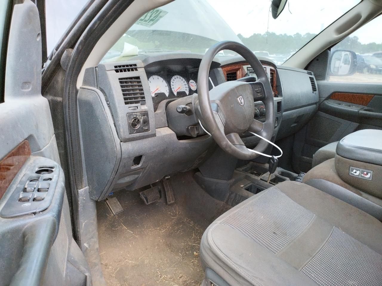 Photo 9 from auction – 2006 DODGE RAM 1500 with VIN 3D7KS19D46G184724