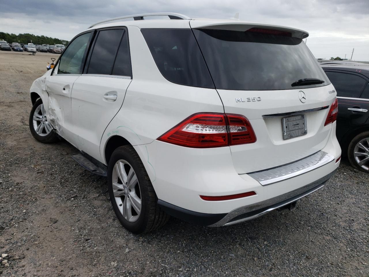 Photo 3 from auction – 2014 MERCEDES-BENZ ML 350 BLU with VIN 4JGDA2EB2EA288539