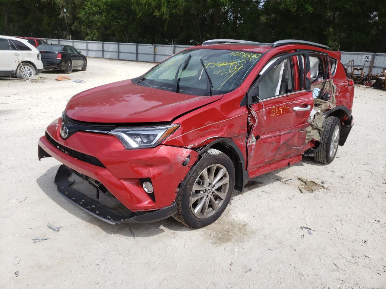 Photo 2 from auction – 2017 TOYOTA RAV4 LIMIT with VIN 2T3YFREV2HW378340