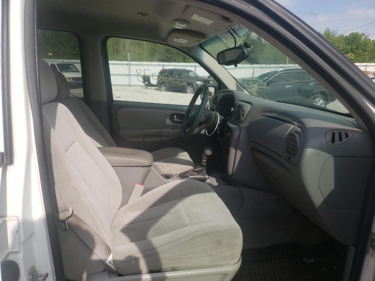 Photo 5 from auction – 2007 CHEVROLET TRAILBLAZE with VIN 1GNDT13S372148791
