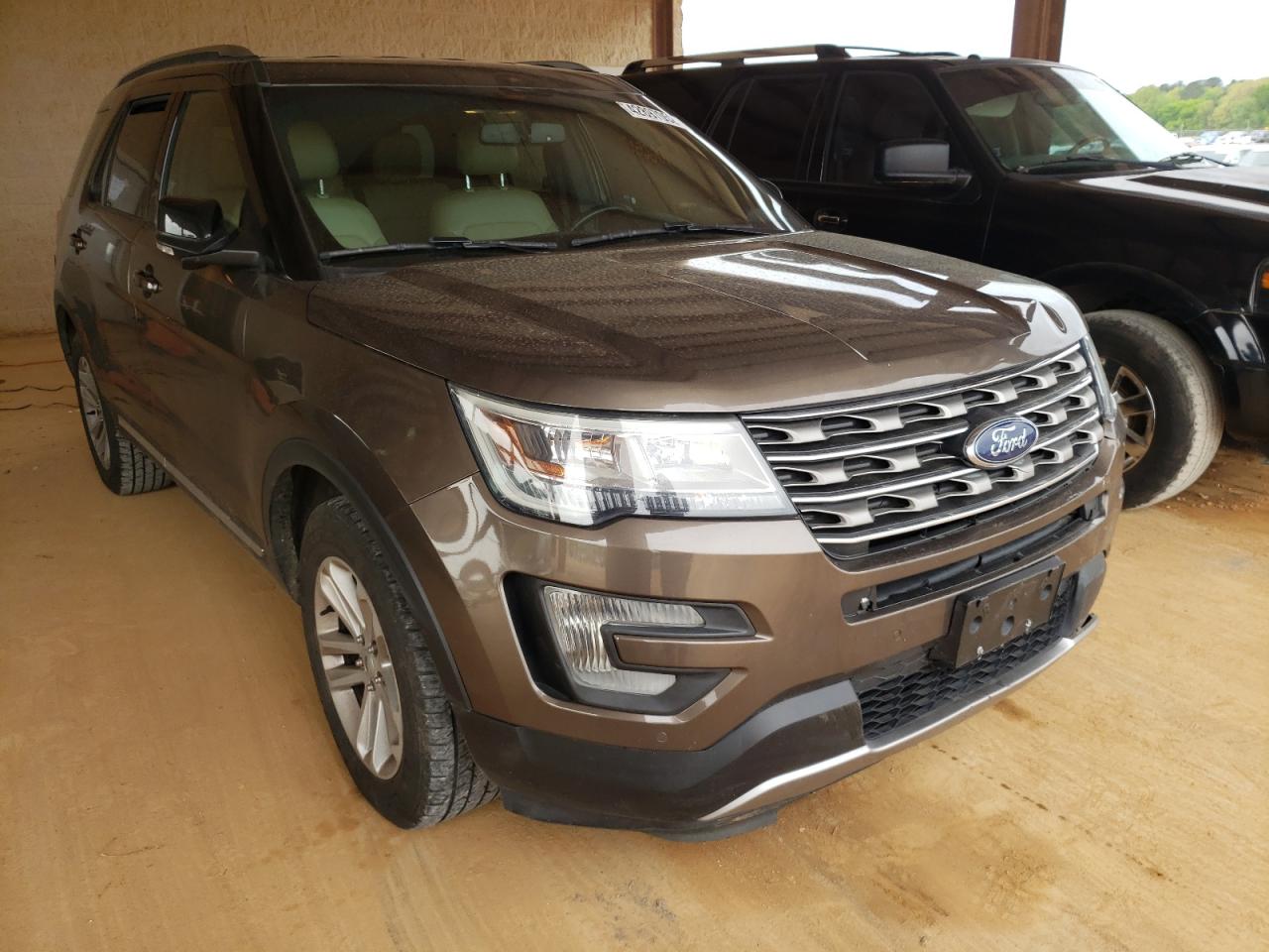 FORD EXPLORER X 2016 with VIN 1FM5K7D80GGB15543 - Photo from auction