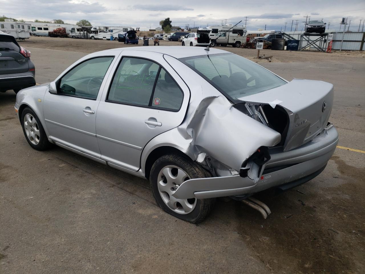 Photo 3 from auction – 2000 VOLKSWAGEN JETTA GL with VIN 3VWRA29M6YM037548