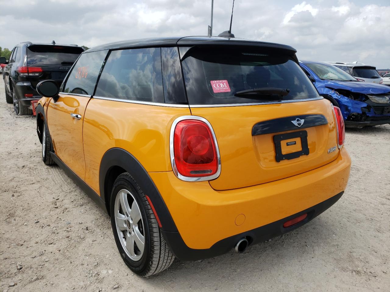 Photo 3 from auction – 2017 MINI COOPER with VIN WMWXP5C32H3C64358
